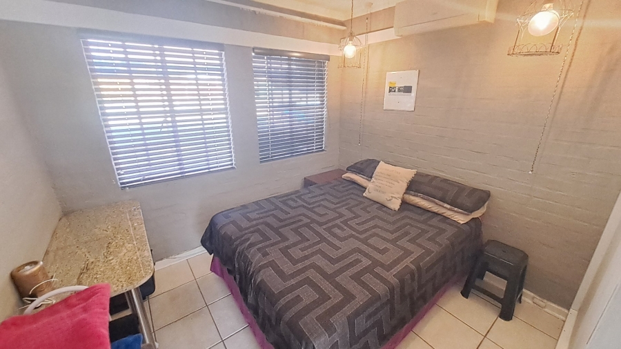2 Bedroom Property for Sale in Pentagon Park Free State